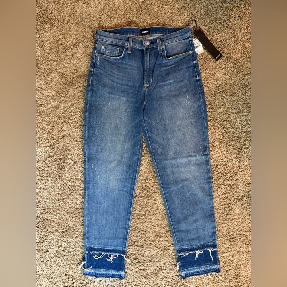 NWT Hudson high rise crop, size 28.  Perfect condition.